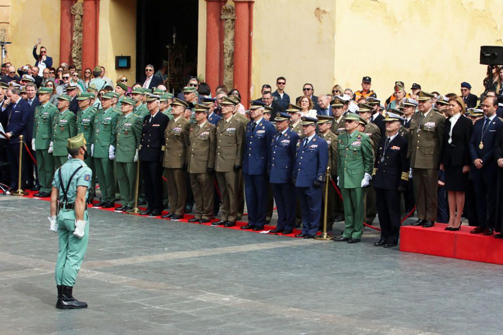 Tras desembarcar en el puerto de Málaga, la Compañía de Honores de la X Bandera del Tercio 'Alejandro Farnesio', IV protagoniza uno de los momentos más intensos de la Semana Santa de Málaga