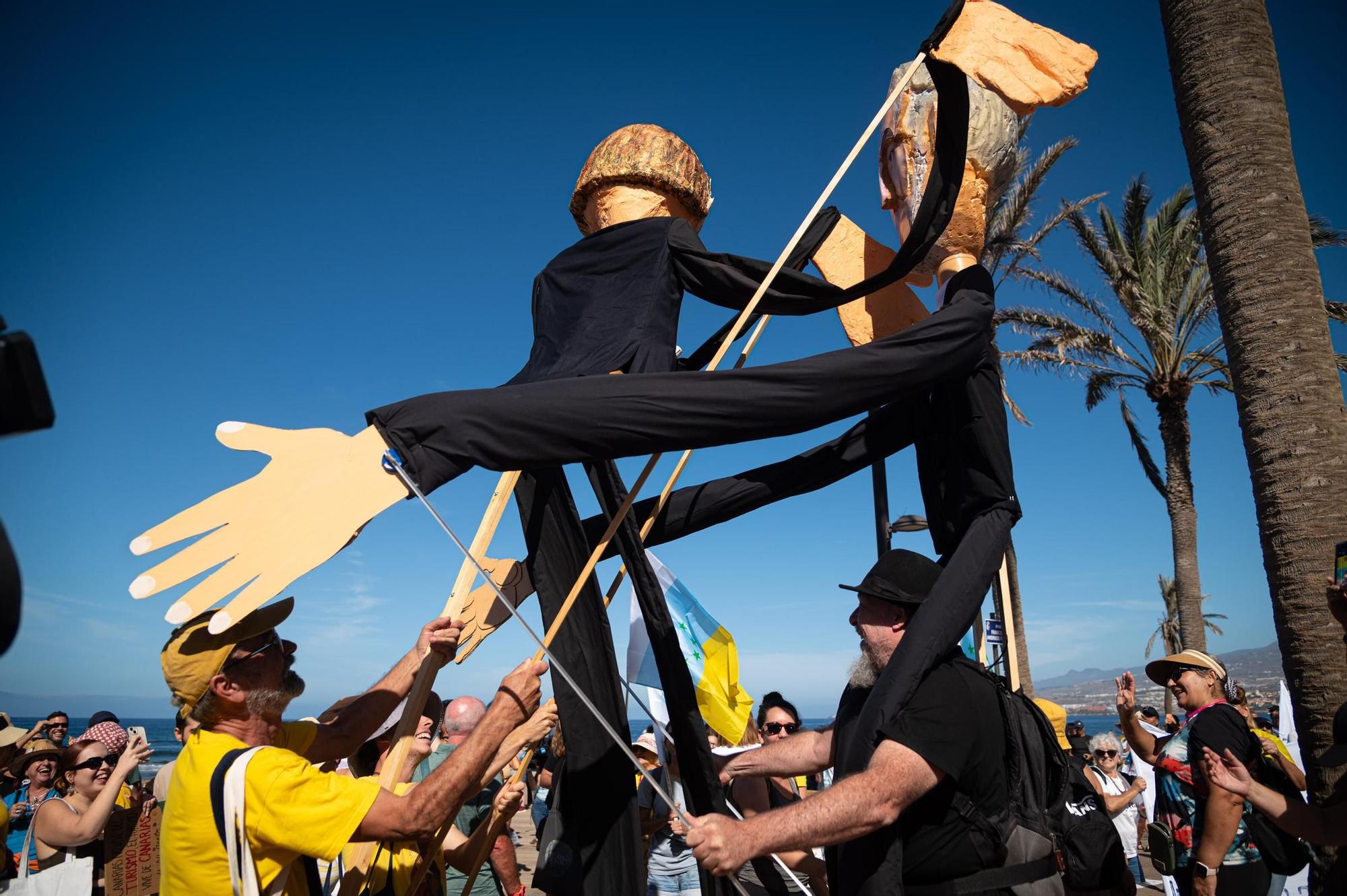 Todas las imágenes de la manifestación del 20-O en Tenerife