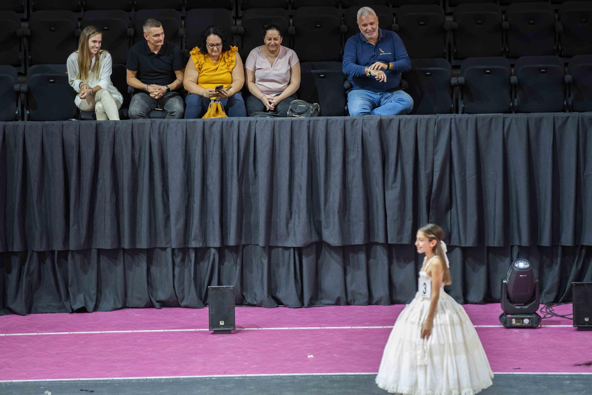 Así ha sido el ensayo de la gala para la elección de las cortes falleras 2023: infantiles