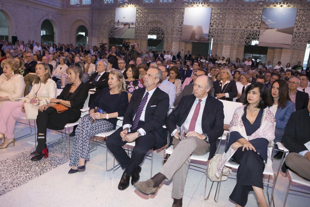 El libro se presentó el jueves 9 de mayo, en Alicante, en la sede Casa Mediterráneo