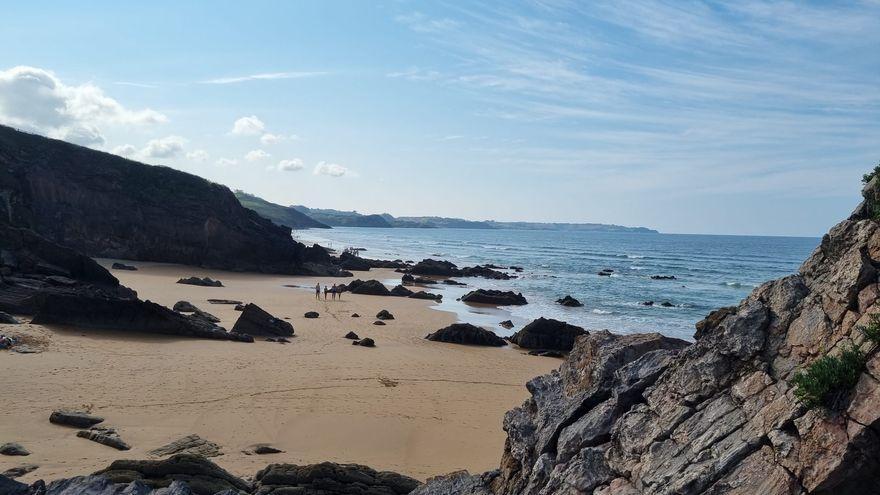 Playas en Asturias para disfrutar casi solos