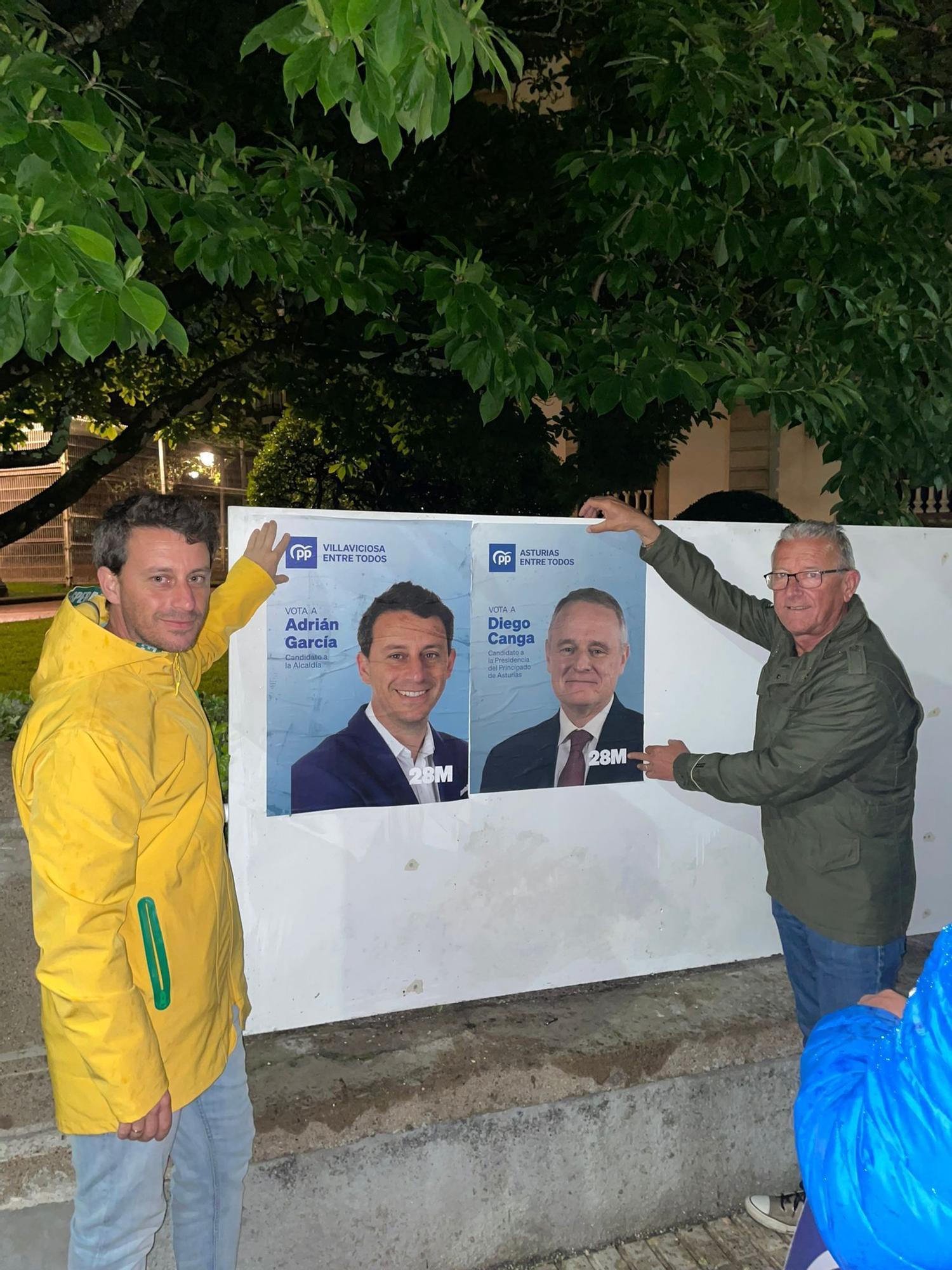 Adrián García y José Manuel Felgueres, del PP.