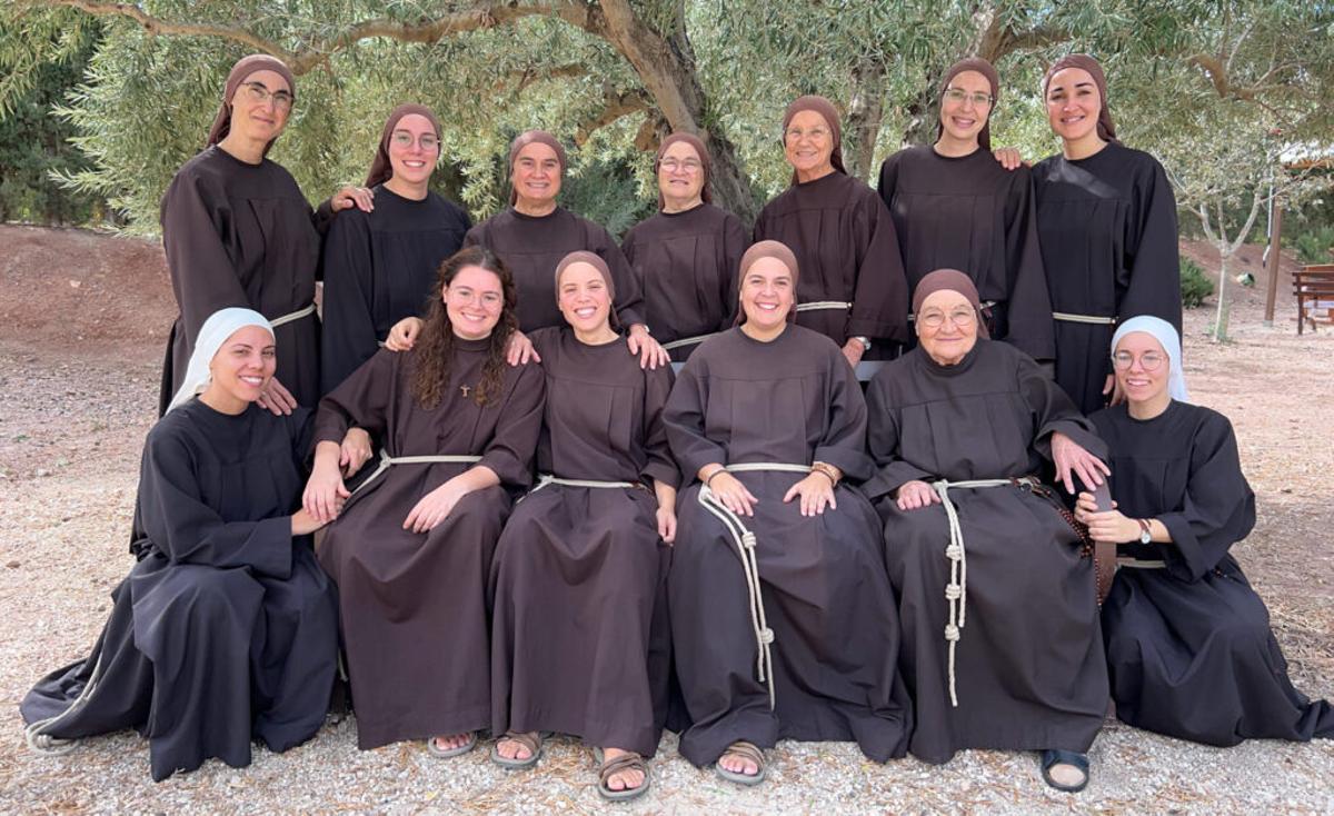 Hermanas Pobres de Algezares