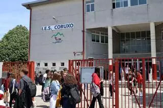 Galicia es la tercera autonomía con menor alumnado que falta a clases o pasa días enteros sin pisar el instituto, según PISA