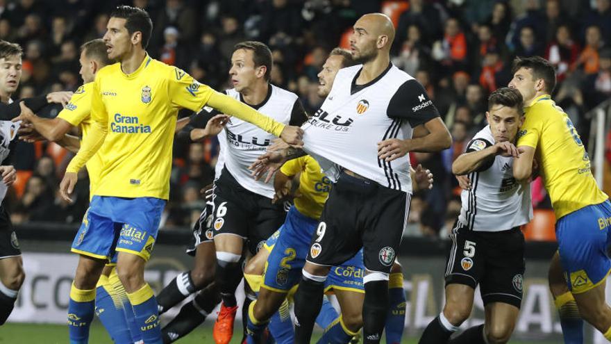 Sigue en directo el partido Las Palmas-Valencia CF.