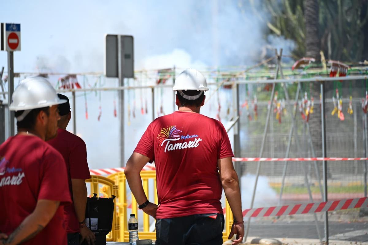 La mascletà de la pirotecnia Tamarit en las Fiestas de Elche, en imágenes
