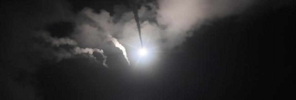 EEUU bombardea Siria tras el ataque químico
