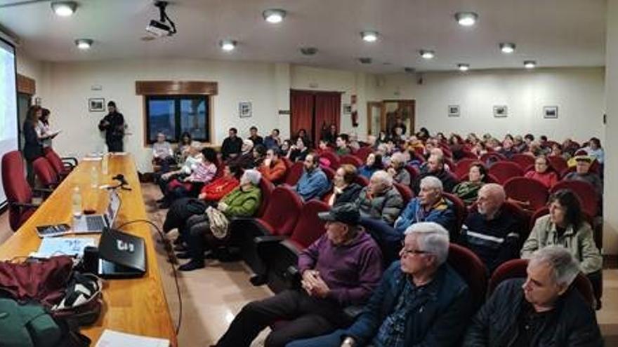 80 personalidades de la cultura y la ciencia gallega firman un manifiesto contra los proyectos eólicos