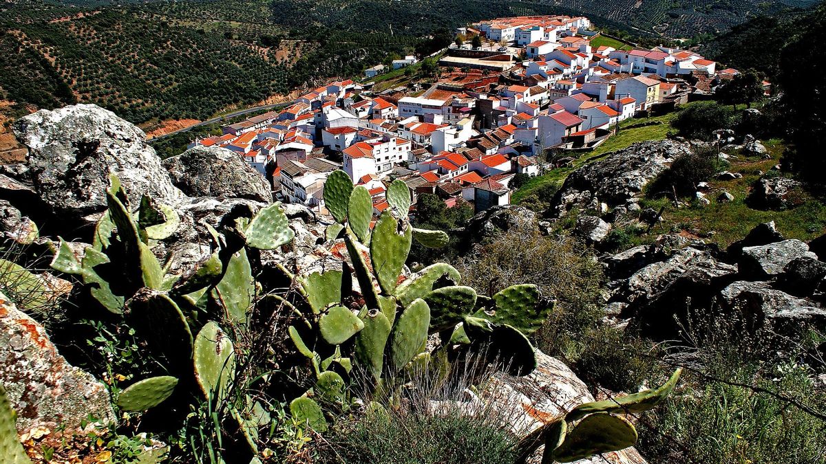 El pueblo donde se descubrieron las primeras pinturas rupestres del mundo está en España y es una joya que debes conocer