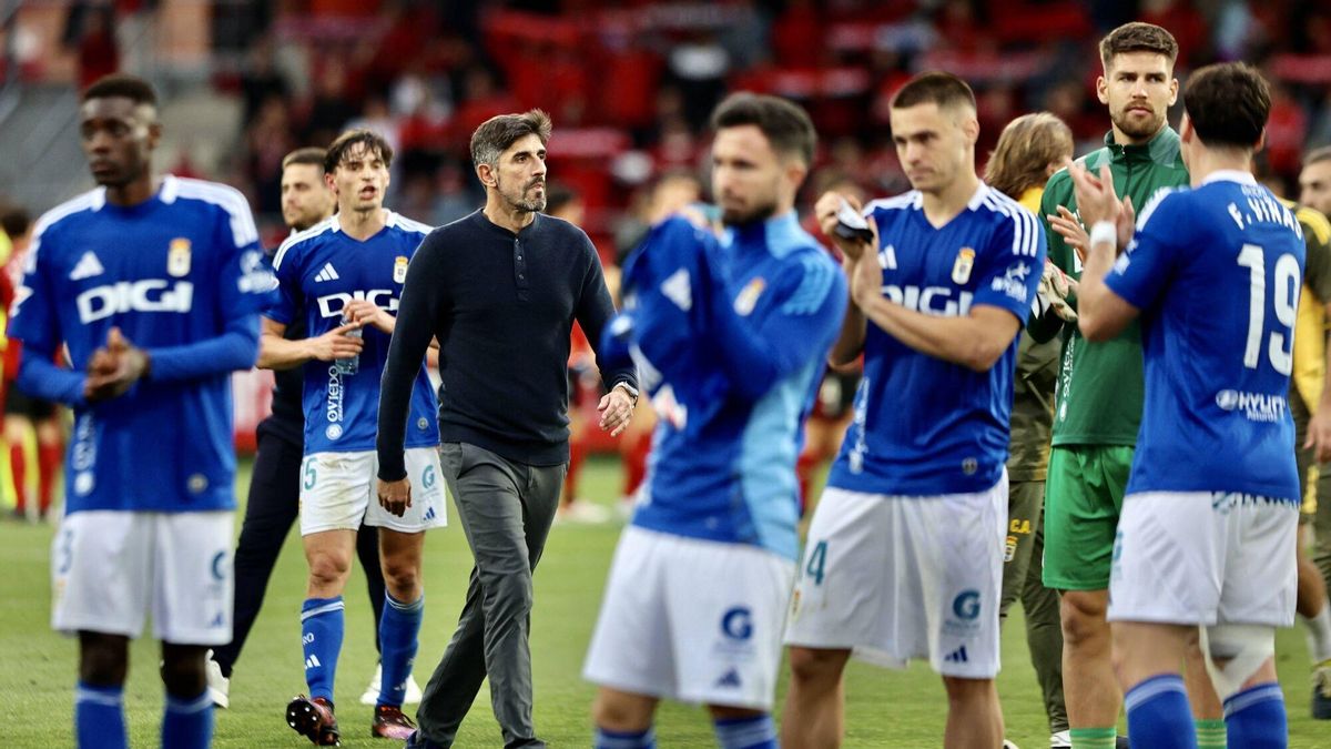 EN IMÁGENES: Ambientazo en el primer partido de la final por el ascenso a Primero entre Mirandés y Real Oviedo