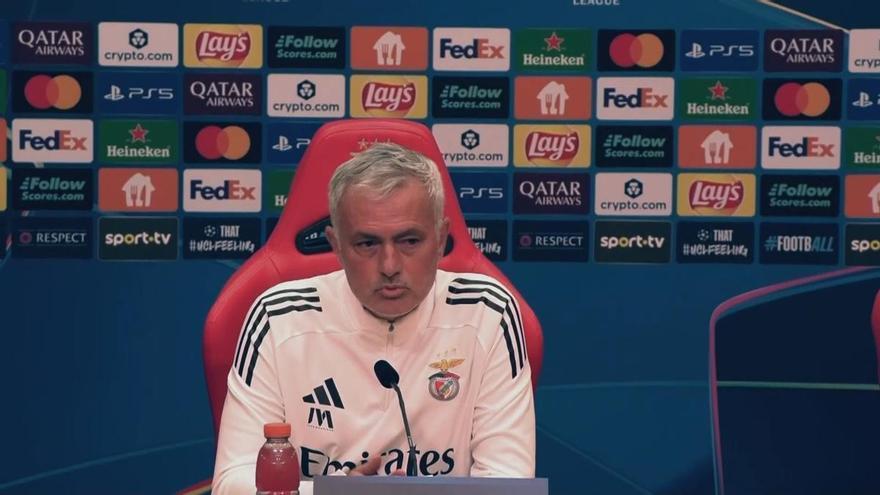 Mourinho: "Quiero mucho al Madrid y a Álvaro"