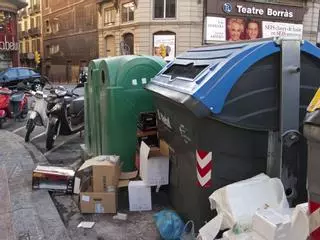 Multado en Sabadell con 400 euros por depositar basura donde no debía