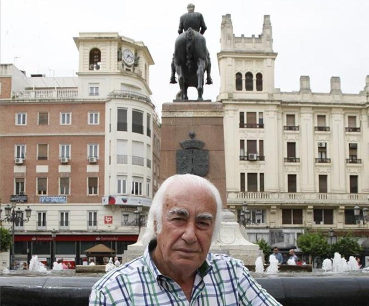 Francisco Castillero: "¿Sabe lo que he tenido que bregar con los políticos? Uf"