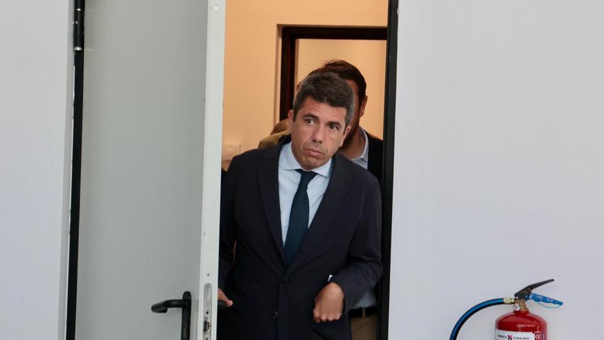 Visita de Mazón al Parque Empresarial L&#039;Espartal III en Xixona