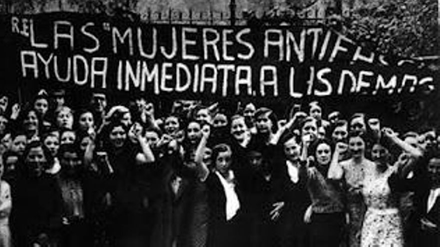 Manuela Ortiz fue la fundadora de la Asociación de Mujeres Antifascistas de Gestalgar. En la imagen, compañeras de la plataforma a mediados del siglo XX.