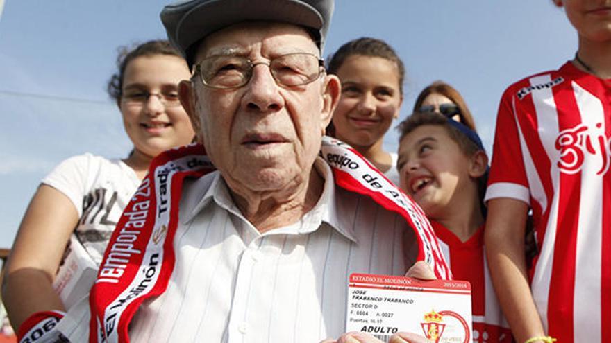 Fallece, a los 101 años, el socio número 1 del Sporting