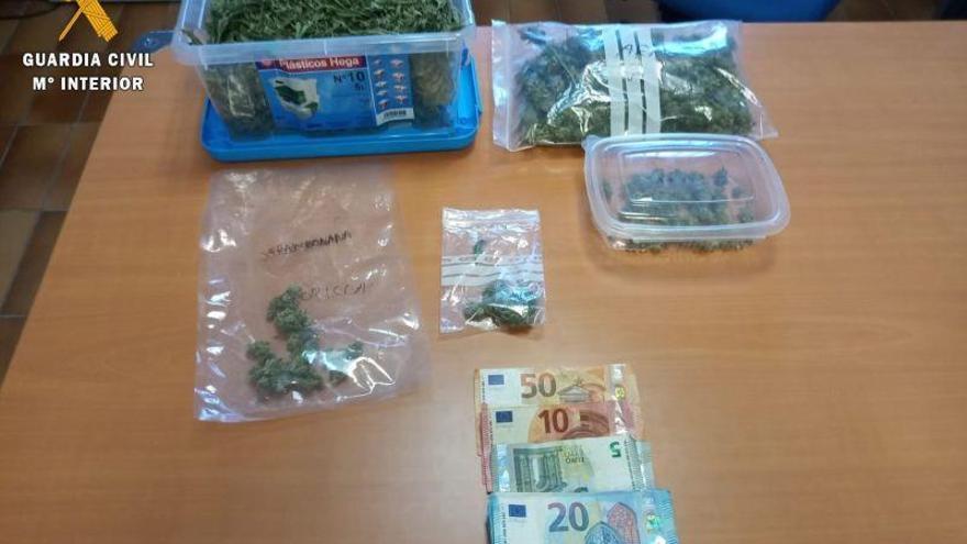 La Guardia Civil detiene a un hombre en Monzón por tráfico de drogas tras prestarle auxilio por una avería en su coche