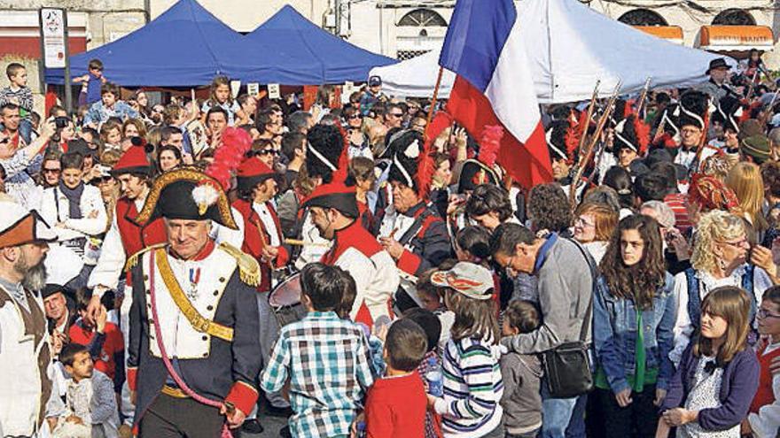 Las tropas francesas fueron abucheadas.  // Marta G. Brea