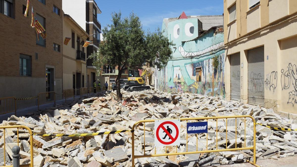 En marcha las obras de mejora de la plaza de las Fuentes de Torrent