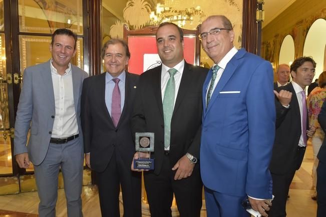 Entrega de los premios del Centro de Iniciativas ...