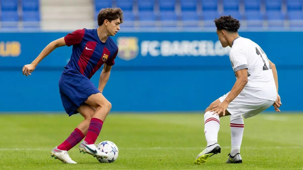 لاعب الشباب الذي استدعاه تشافي 2 لاعب الشباب الذي استدعاه تشافي 1