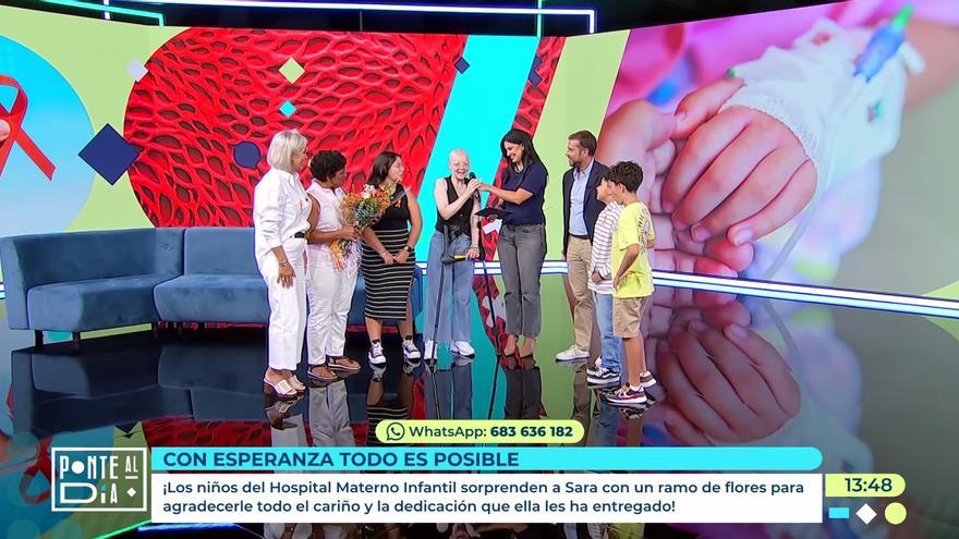 La emotiva sorpresa de los niños con leucemia del Hospital Materno Infantil en 'Ponte al Día' a una sanitaria
