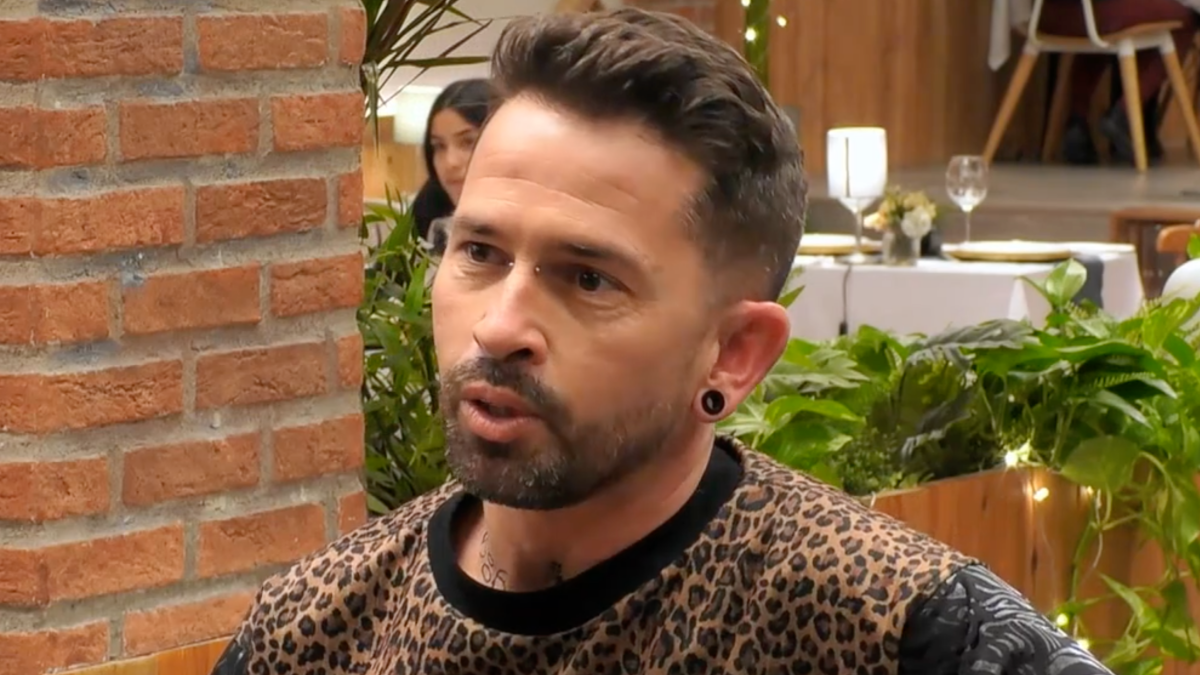 Cristian revela el que el torna boig d’un noi a ‘First Dates’: «Uns bons peus de 43 o 44 cap endavant»