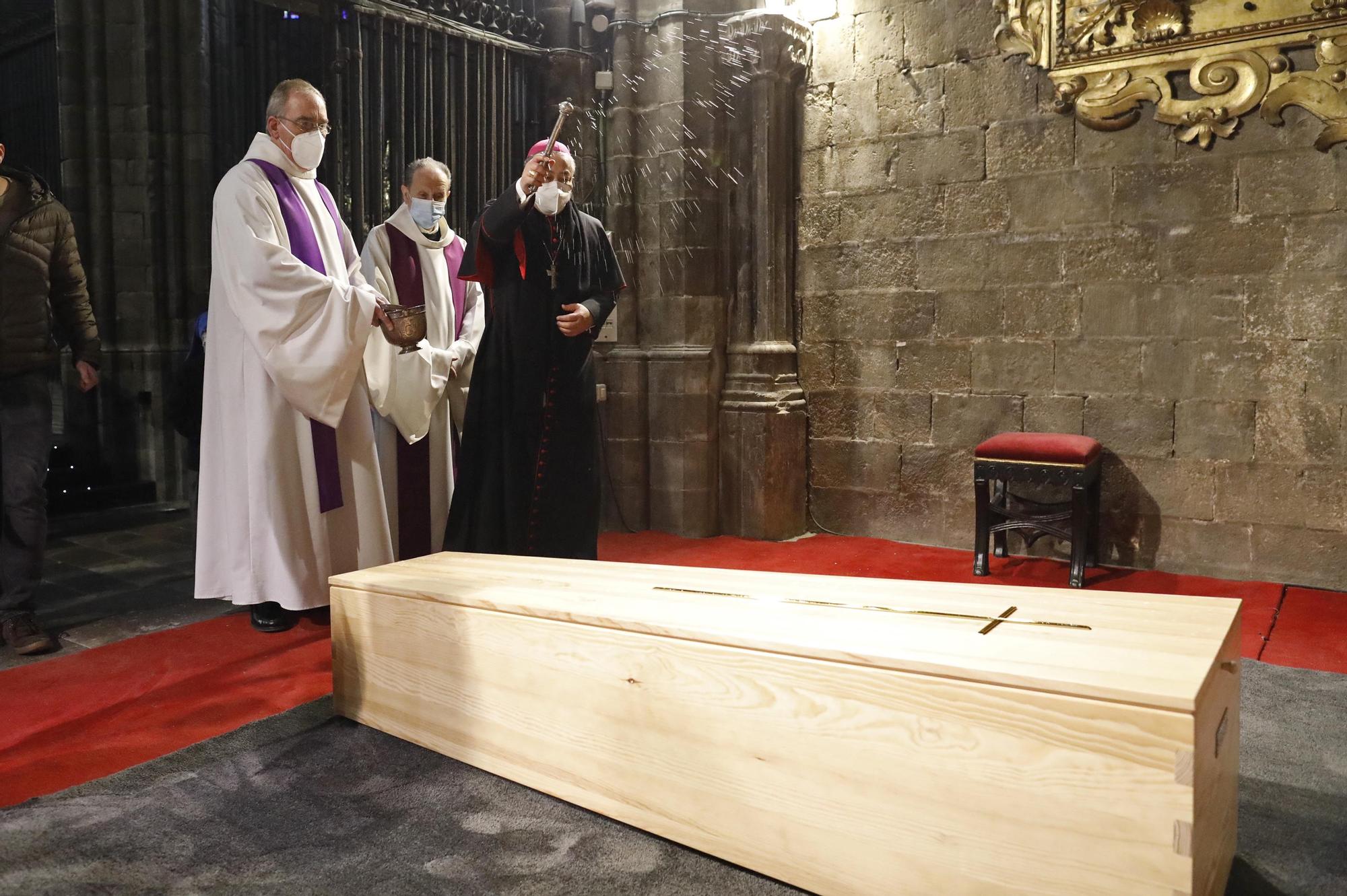 La Catedral de Girona s'omple per acomiadar Francesc Pardo