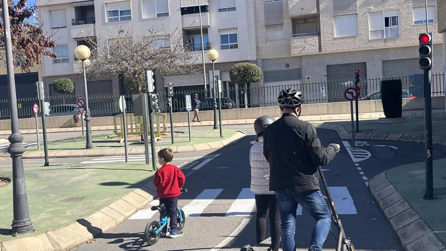 Petrer mantendrá abierto el parque infantil de tráfico los fines de semana