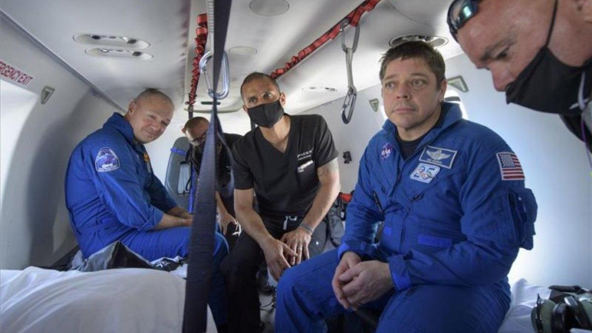 Trump celebra el retorno de los astronautas de la Dragon Endeavour