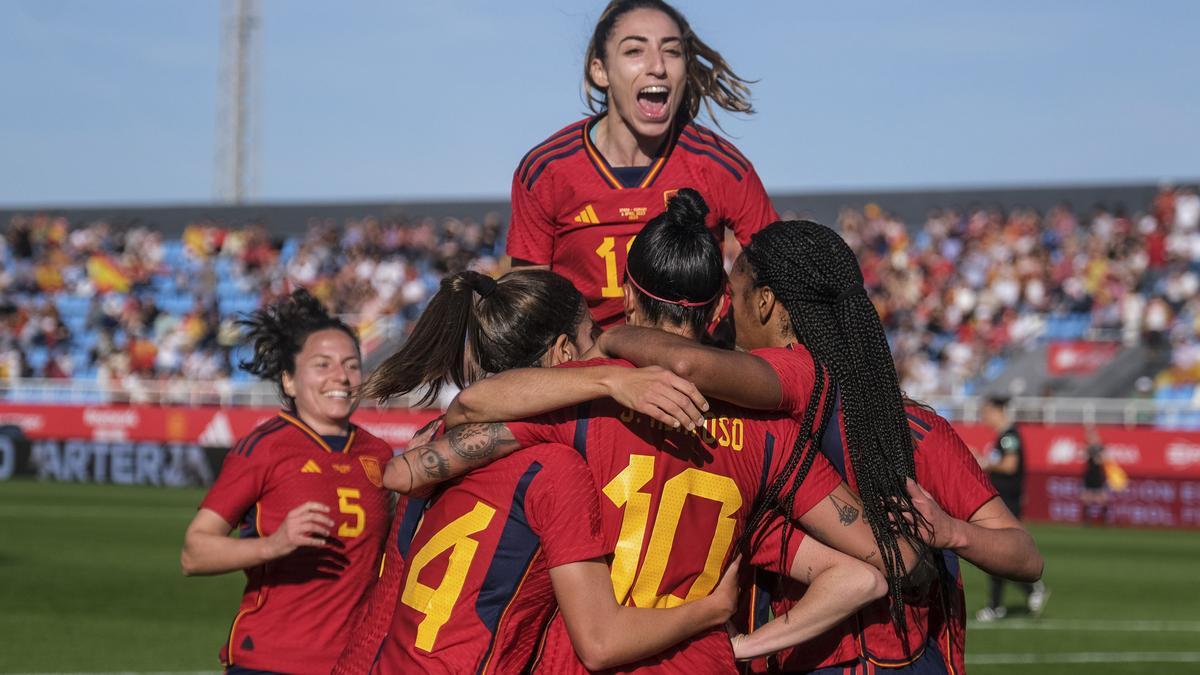 Mira aquí todas las fotos del partido de la selección española femenina contra Noruega en Ibiza