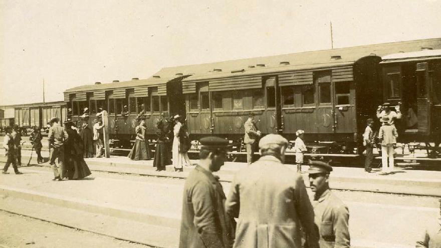 Estación de ferrocarriles, hacia 1900.