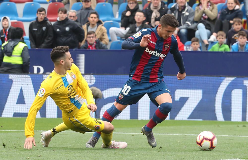 Levante UD - RCD Espanyol, en imágenes