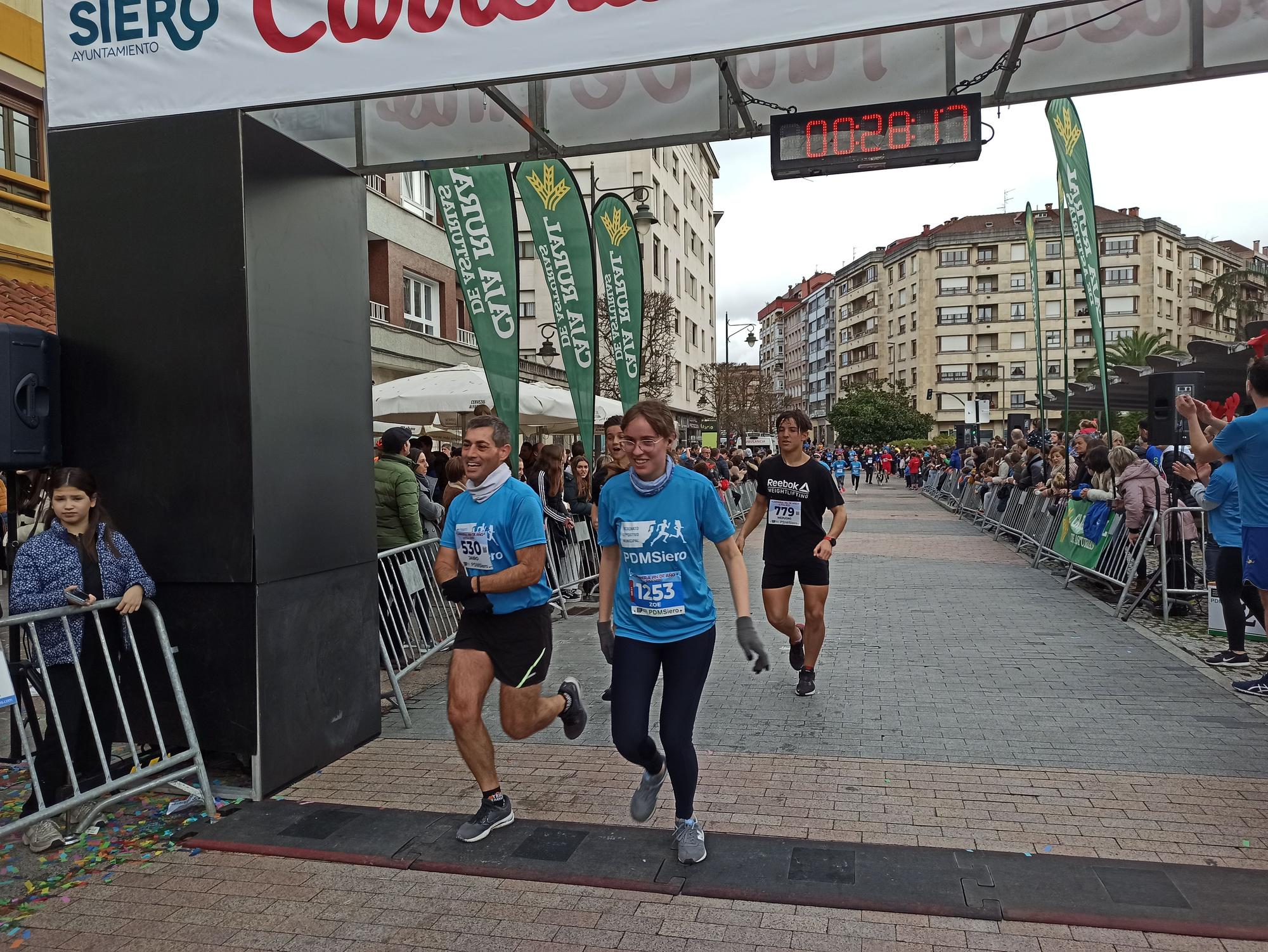 Casi 1.500 participantes disputan la carrera de Fin de Año de Pola de Siero