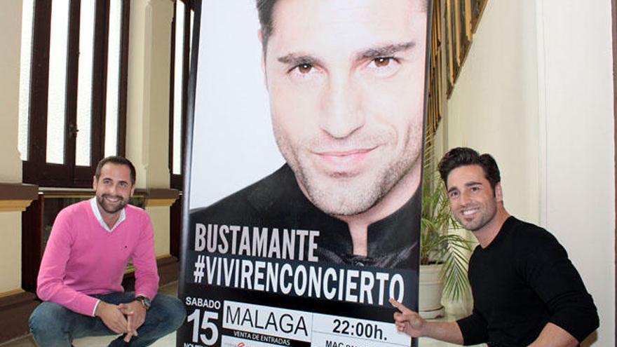 Bustamante, y Luis Verde, han presentado su concierto, este jueves en el Ayuntamiento.
