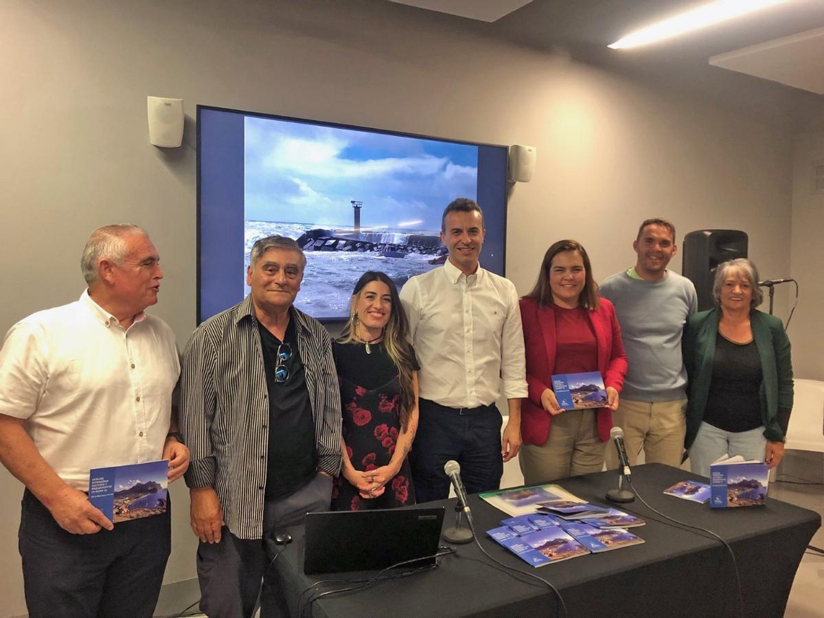 Presentación de la guía en el museo de Los Caserores
