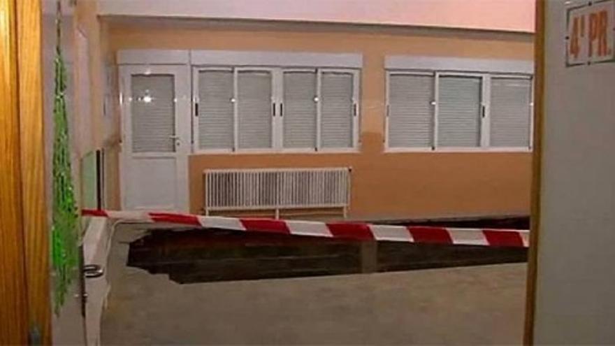 Heridos 9 alumnos y una profesora al hundirse un aula en Santa Pola