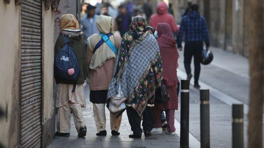 Jóvenes musulmanas contra el &#039;hiyab&#039;: &quot;Es un mecanismo de control contra las mujeres&quot;