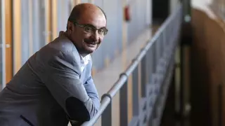 Lambán será despedido en un acto civil en su localidad natal, Ejea de los Caballeros