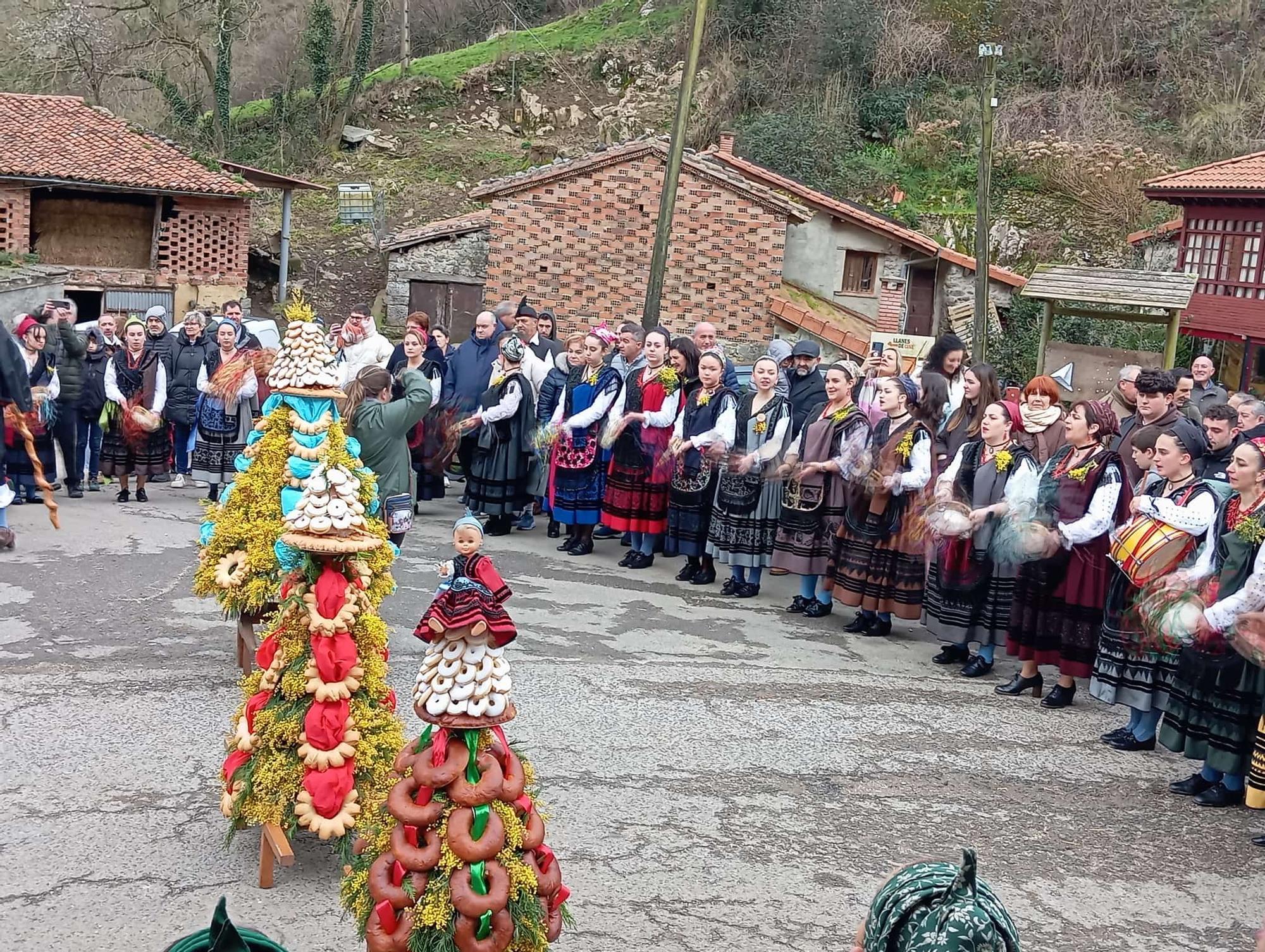 Fiesta del Santo Ángel de ña Guarda en Mazucu