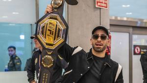 El peleador Ilia Topuria llega a Madrid tras proclamarse campeón del peso pluma de la UFC