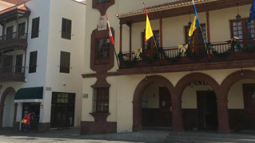 Fachada del ayuntamiento de la capital gomera.