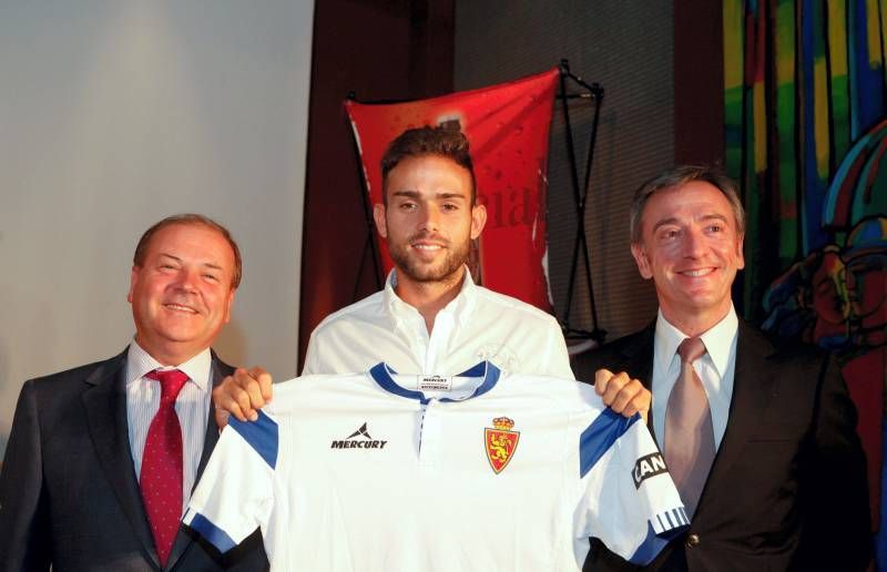 El Real Zaragoza presenta a Roger Martí