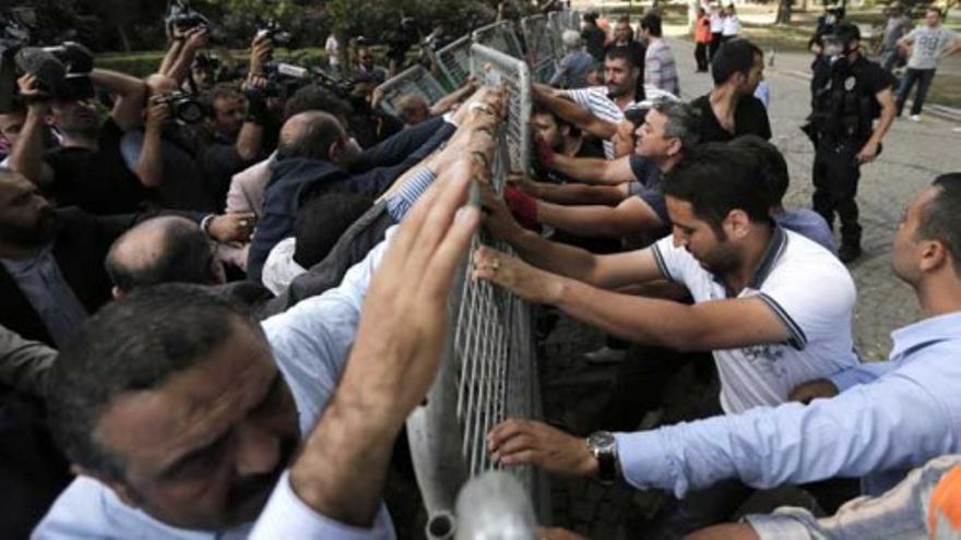 Continúan las violentas protestas en Turquía