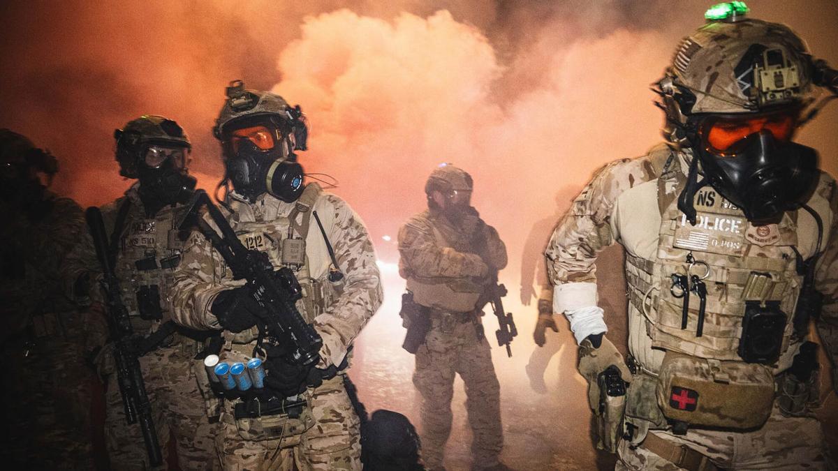 De escanear tus ojos a rastrear tu ubicación: así funciona el aparato de vigilancia de ICE para espiar a inmigrantes y manifestantes