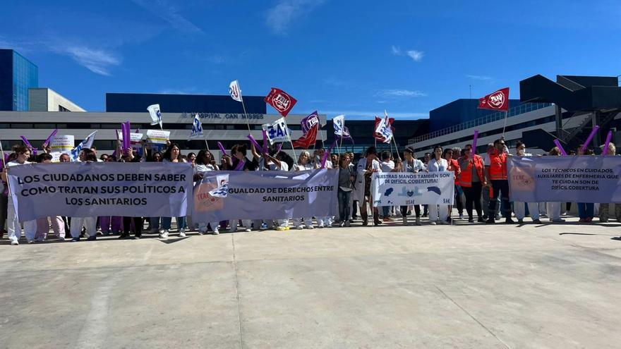 Protesta para extender el plus de difícil cobertura a los técnicos sanitarios de Ibiza y Formentera
