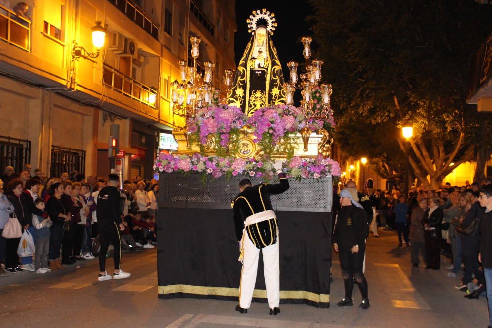 Procesión de la Dolorosa del Cabanyal con los Granaders de la Verge