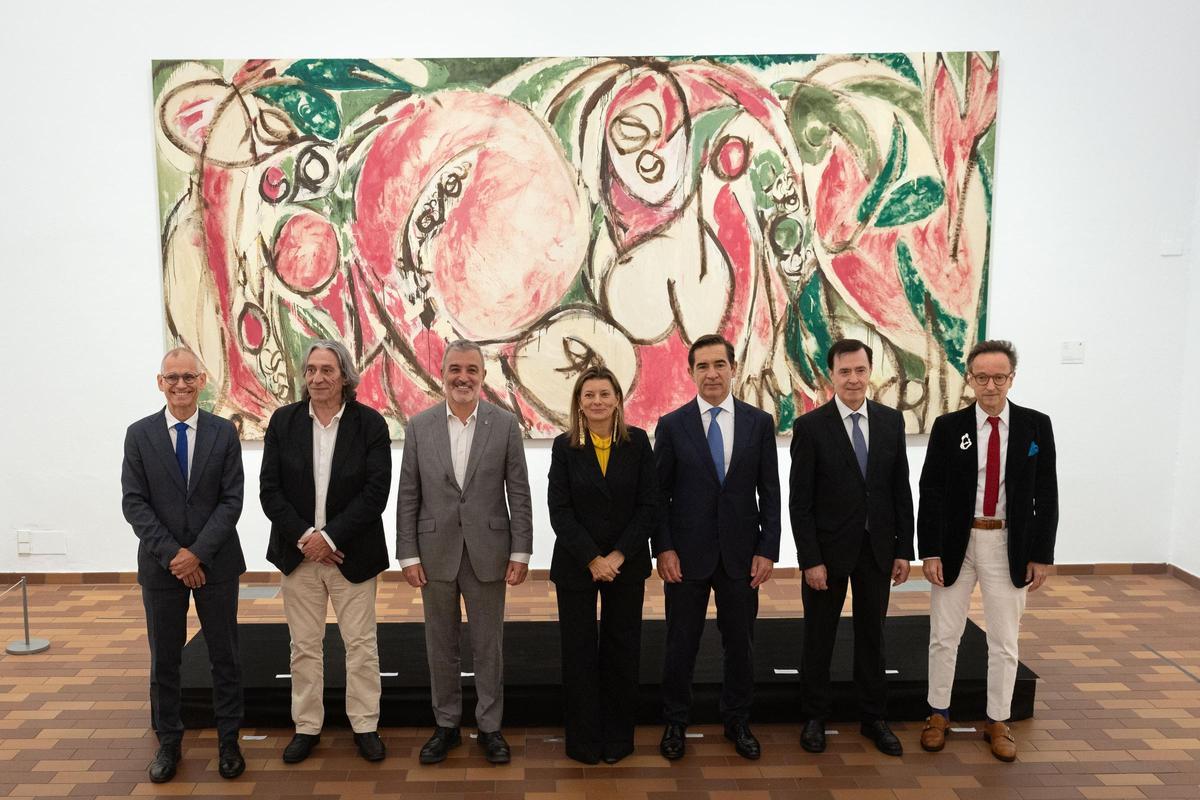 Marko Daniel, director de la Fundació Miró; Xavier Marcé, concejal y Vicepresidente del Instituto de Cultura de Barcelona; Jaume Collboni, alcalde de Barcelona; Sara Puig, presidenta de la Fundación Miró; Carlos Torres, Presidente de la Fundación BBVA; Rafael Pardo, director de la Fundación BBVA; y Joan Punyet, nieto de Joan Miró.