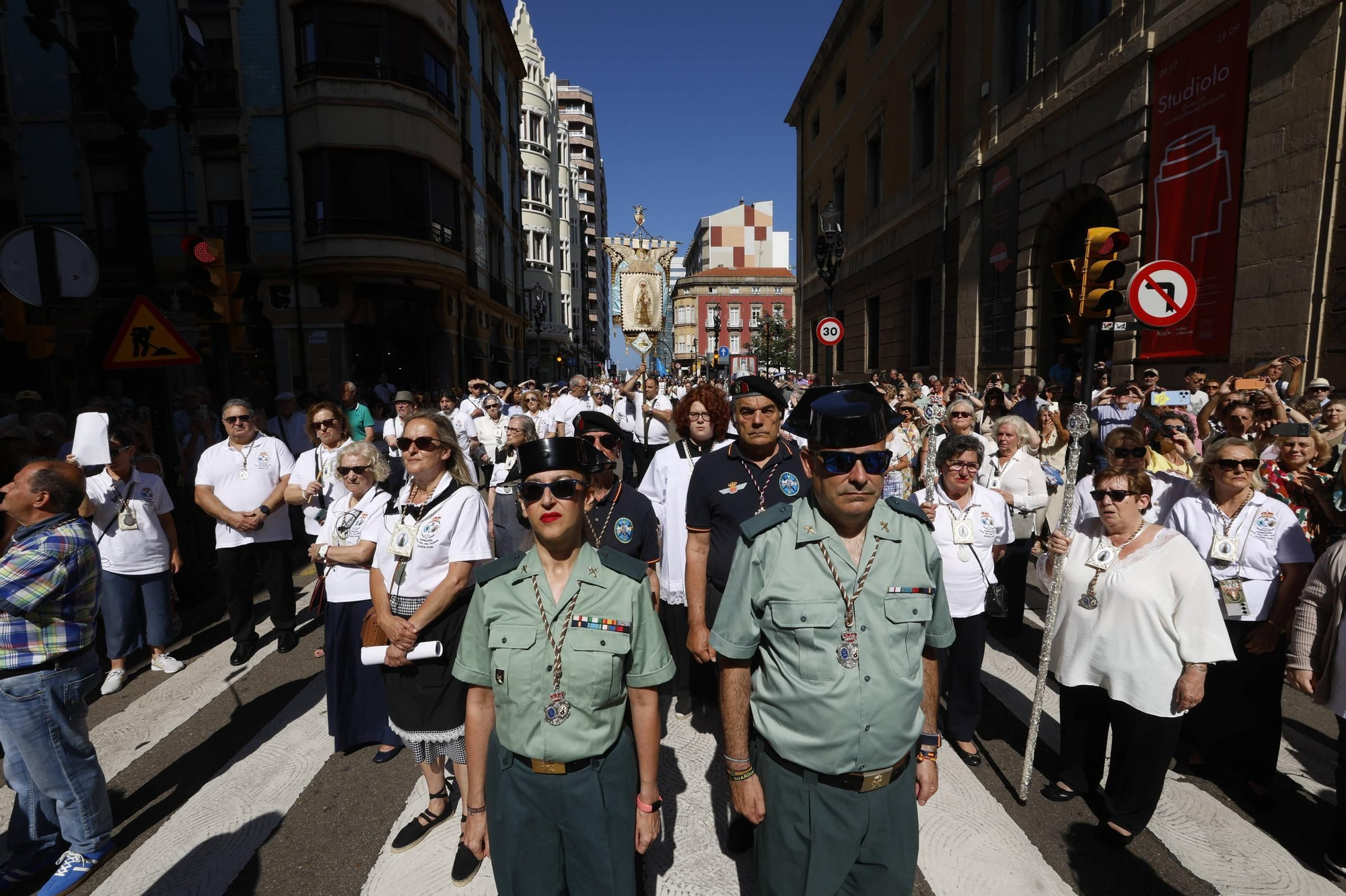 En imágenes: así fue la procesión marinera del Carmen en Gijón