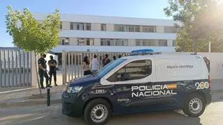Un alumno de 14 años apuñala a tres profesores y dos compañeros en un instituto de Jerez